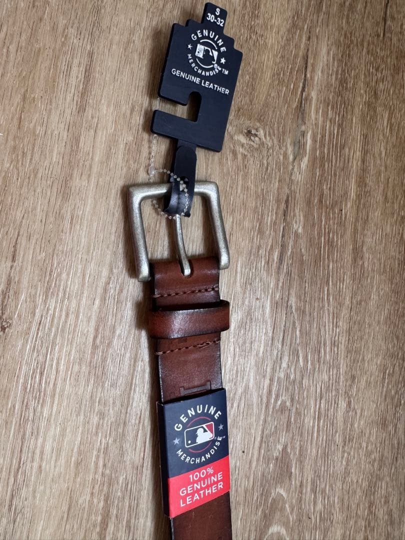 ロサンゼルス　ドジャース　本革　ベルト　30-32 米国購入　新品