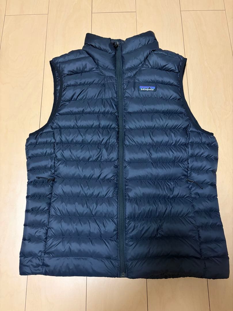patagonia パタゴニア ダウンセーターベスト ブラック M