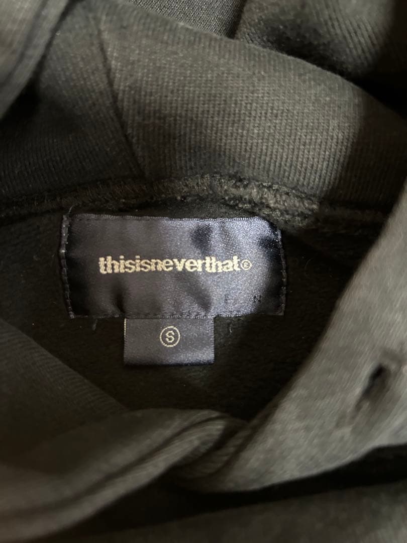 thisisneverthat 黒パーカー