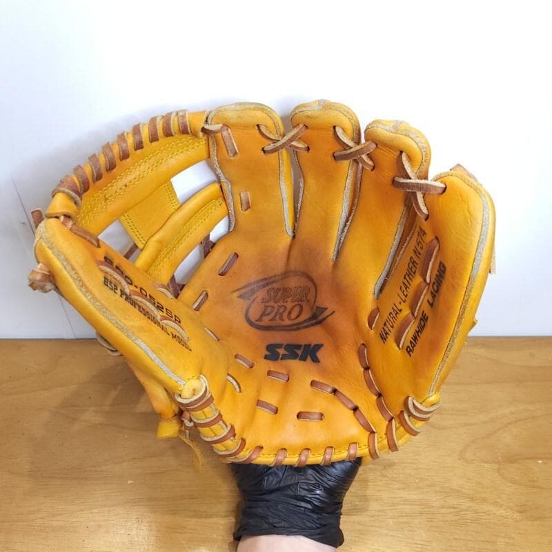 SSK 川崎宗則モデル スーパープロ H52 限定品 内野用 軟式グローブ