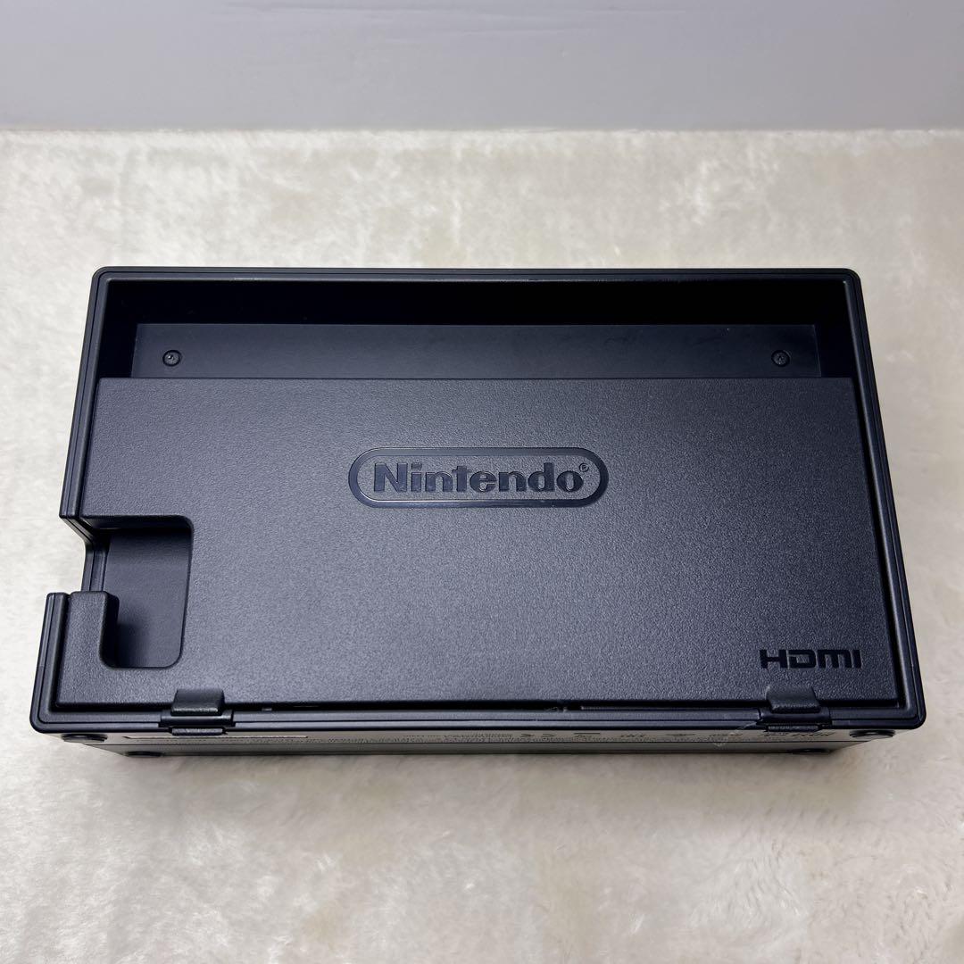 【極美品】未対策機 Nintendo Switch 本体