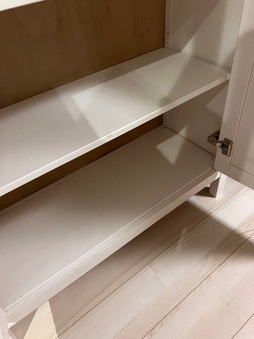 イケヤ　HEMNES ヘムネス　コレクションケース　リビング　食器棚　収納家具