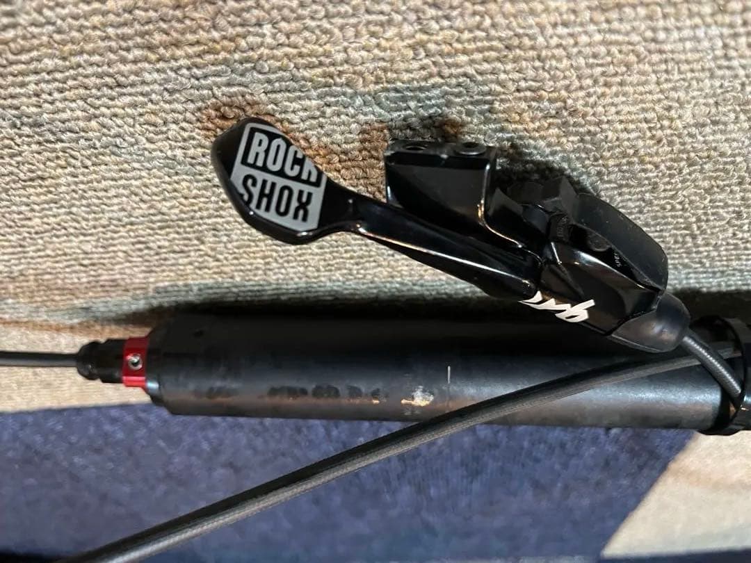 RockShox Reverb シートポスト