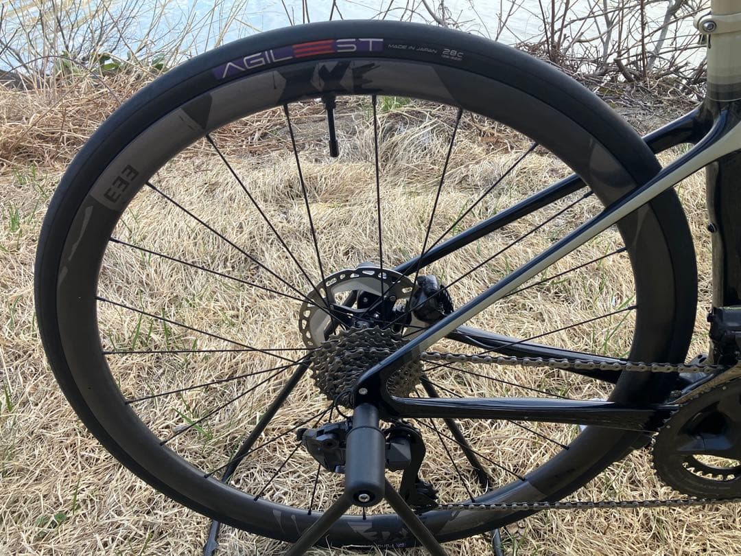 23Cannondale SynapseRLE2Di2 r8100カスタム車両