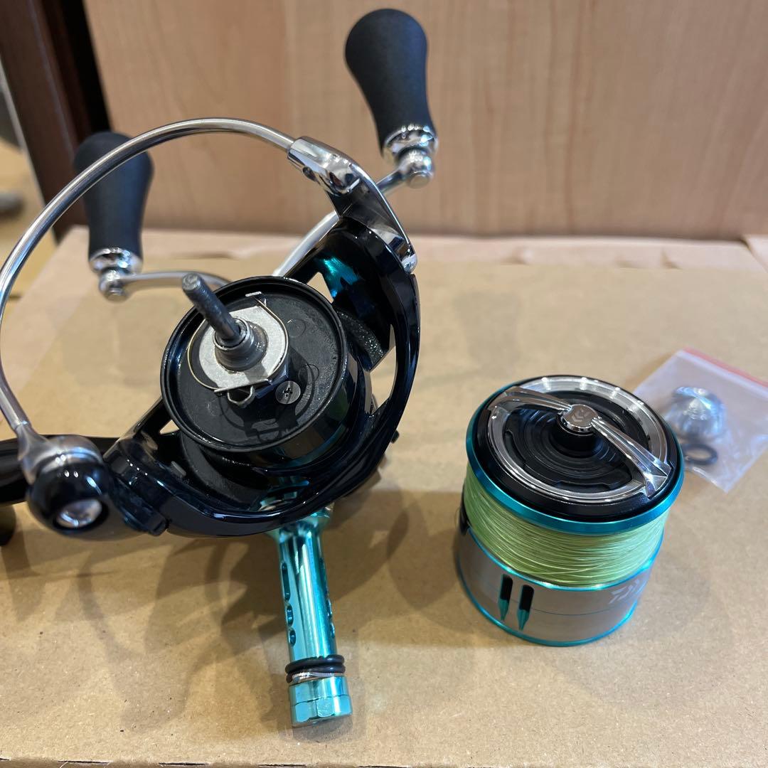 コ*ー様 ダイワ 19 エメラルダス X LT2500S H DH 要修理 ジャ