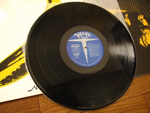 洋楽 The Velvet Underground & Nico