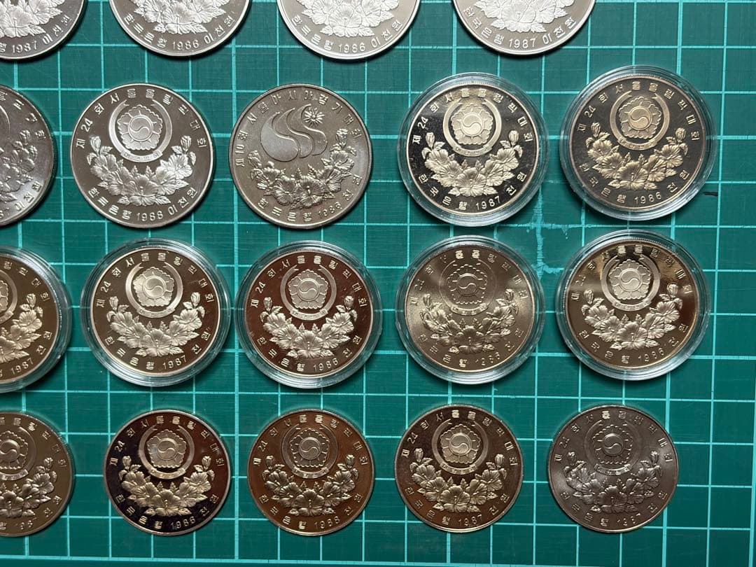 韓国 硬貨　ソウルオリンピック　ソウルアジア競技大会記念など 33枚まとめ