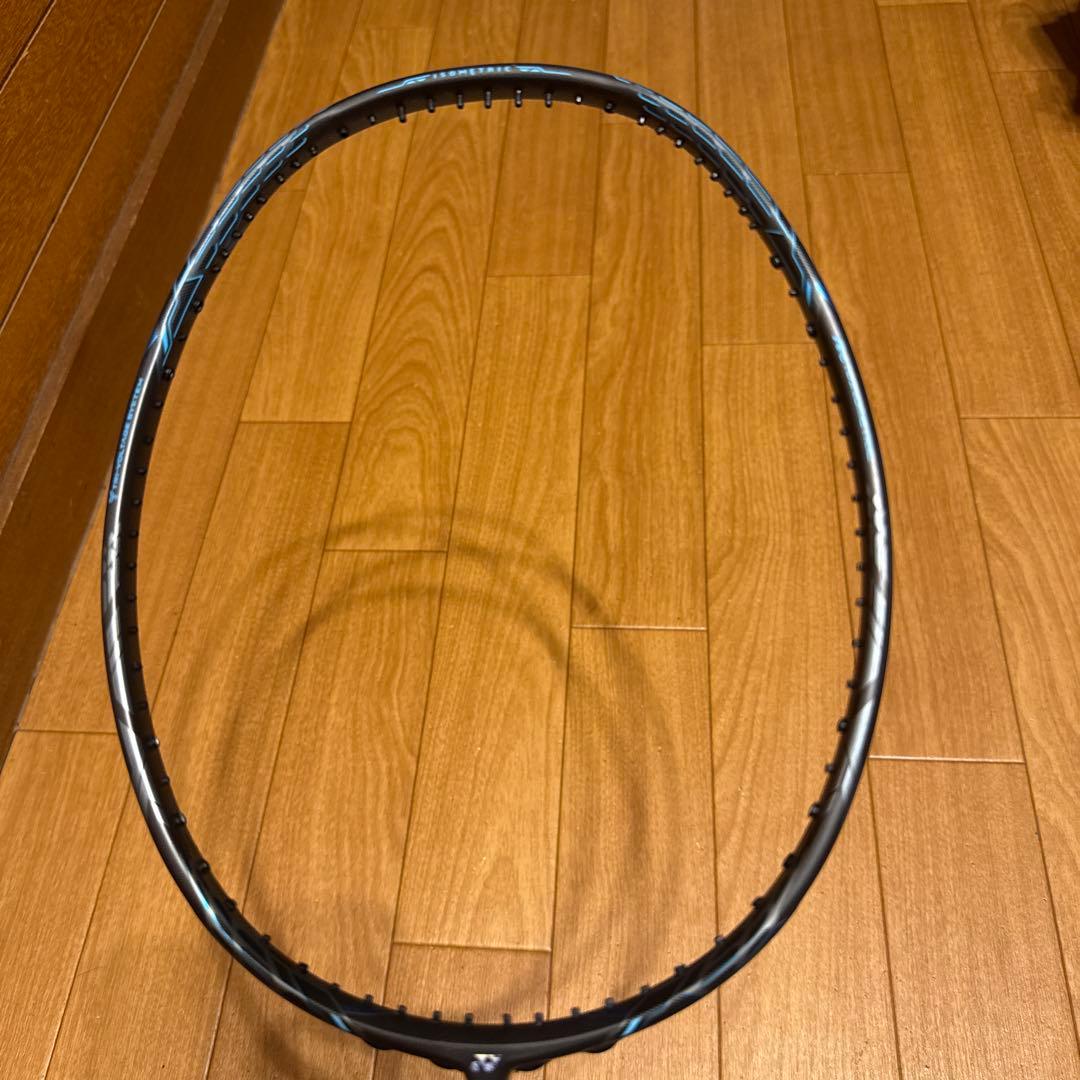 YONEX voltric z-force2バドミントンラケット