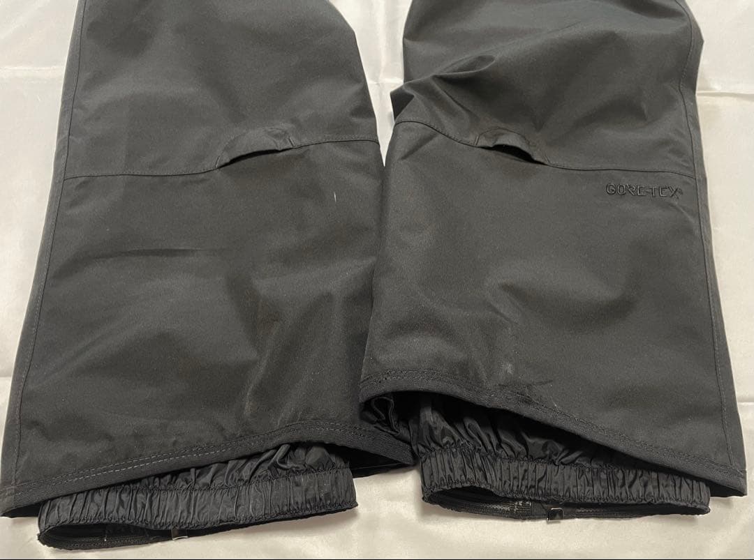 【美品】 BURTON GORE-TEX Reserve ビブパンツ S