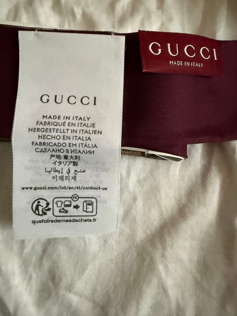 GUCCI ヒグチユウコ　ネックボウ　猫　シルクスカーフ 新品