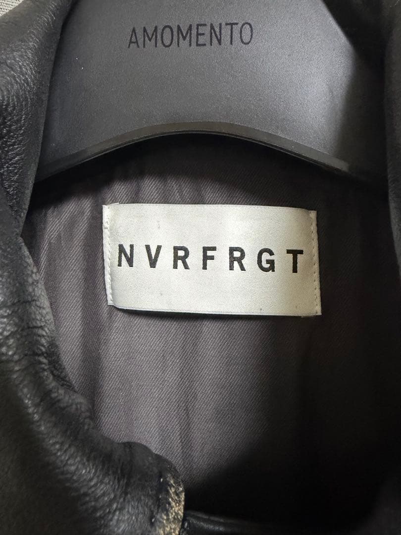 ジャケット・アウター NVRFRGT DISTRESSED LEATHER BOMBER JACKET