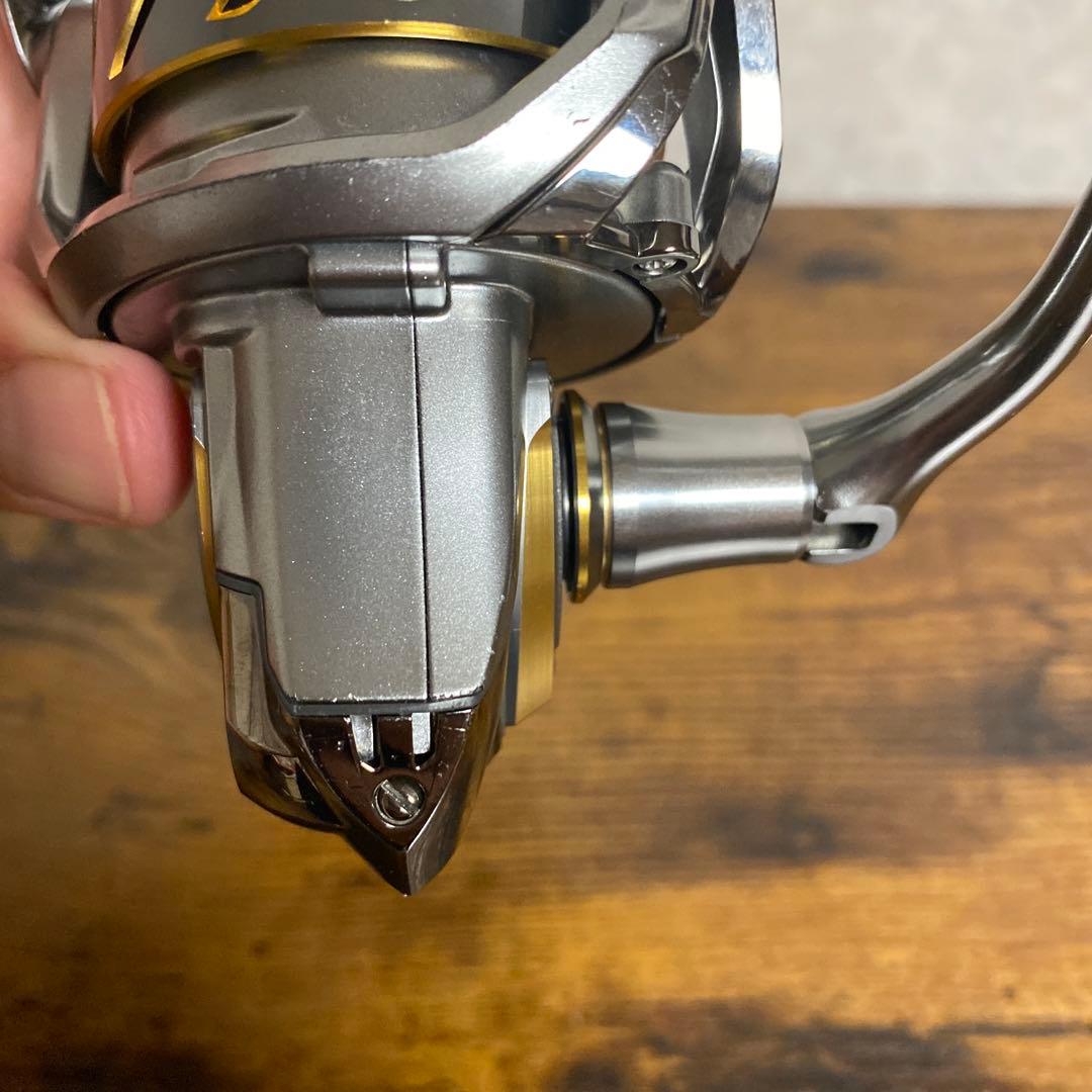 【美品】SHIMANO 15 BB-X TECHNIUM スピニングリール