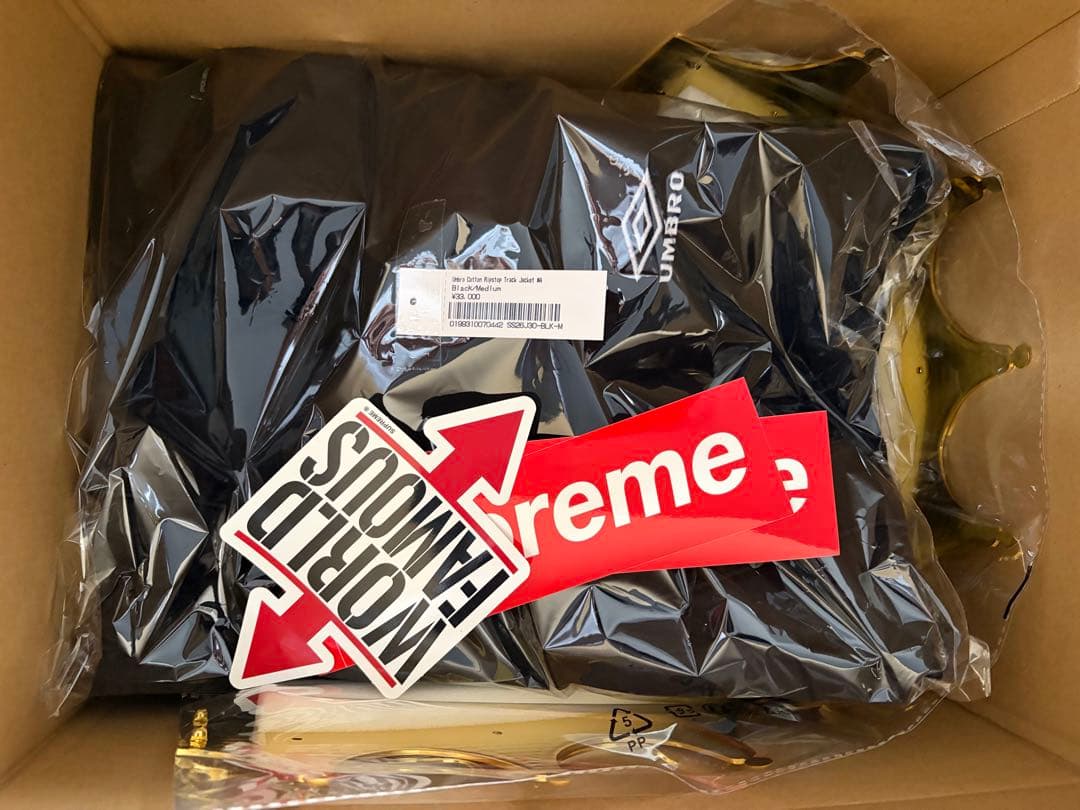 ジャケット・アウター Supreme Umbro Cotton Track Jacket