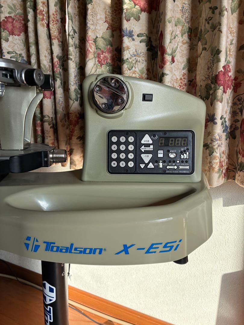 大幅値下げテニス　ストリングマシーン　ガット張機　Toolson X-ESI