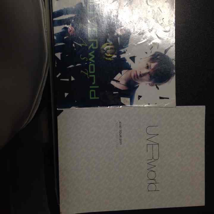 UVERworld DVD3枚、CD多数とアルバム1枚