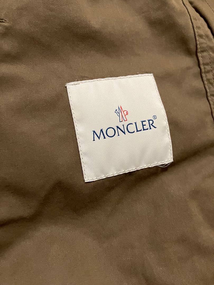 Moncler モンクレール　モモンガ型フード付きコットンジャケット