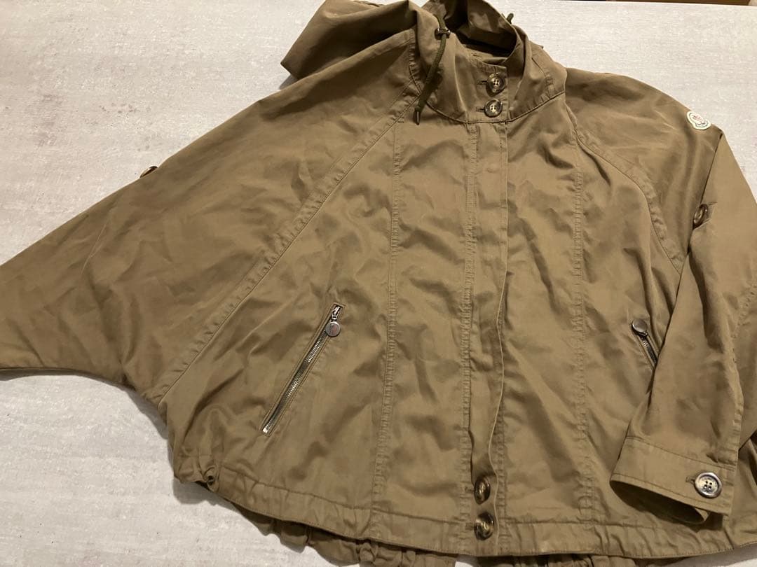 Moncler モンクレール　モモンガ型フード付きコットンジャケット
