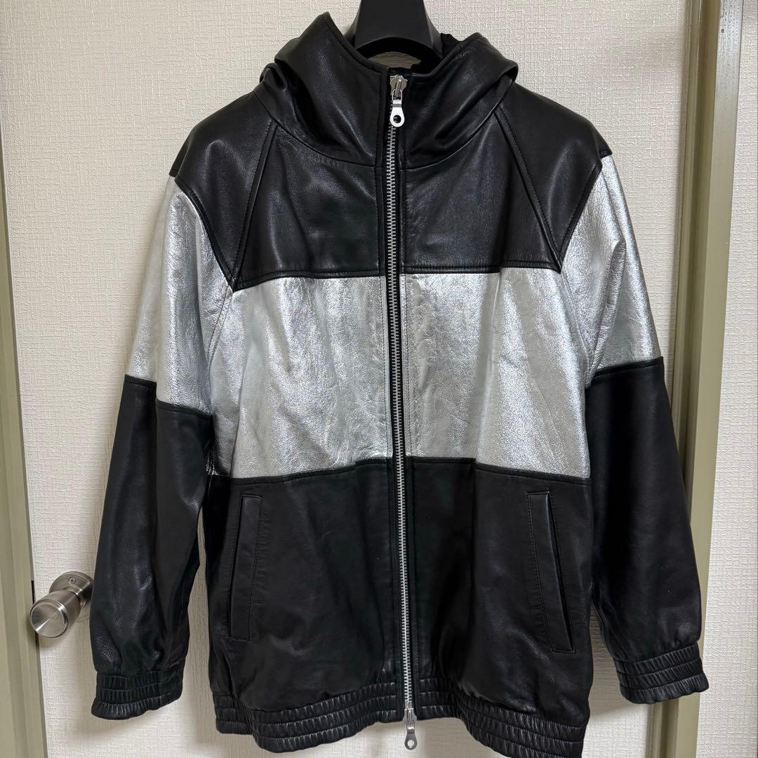 NO ID. 黒×銀フーデッドレザー（羊革）ジャケット パーカー