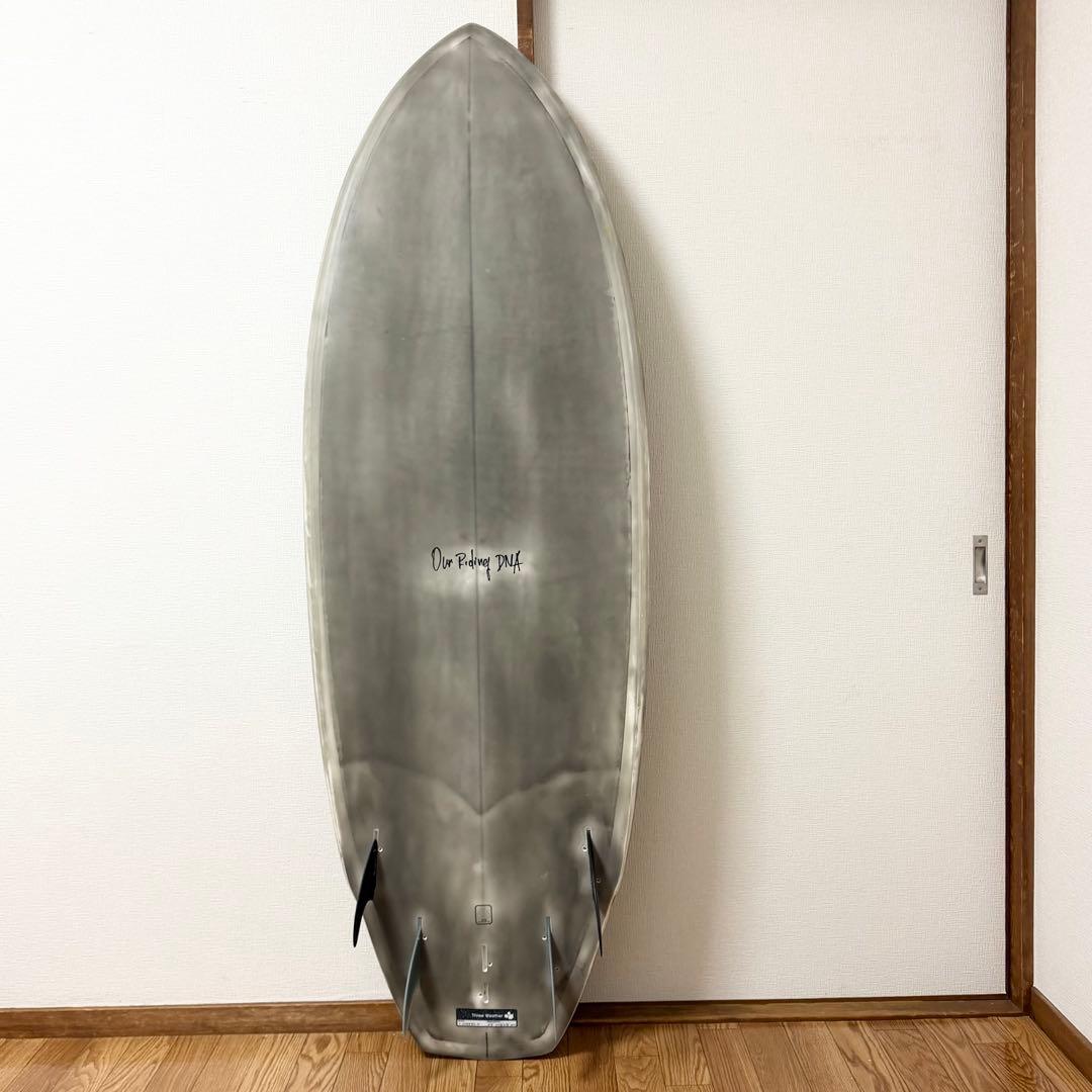 極美品 サーフボード　シェルター 40L THREE WEATHER