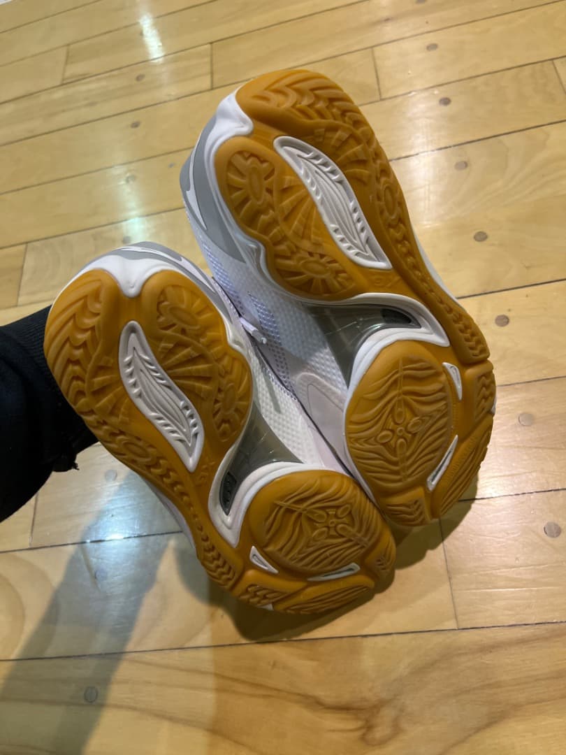 MIZUNO バレーボール 24.5cm