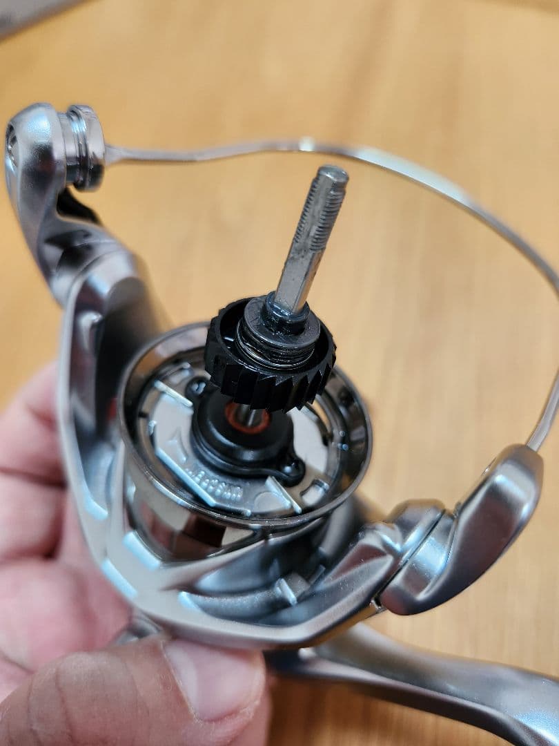 SHIMANO STRADIC 3000MHG スピニングリール