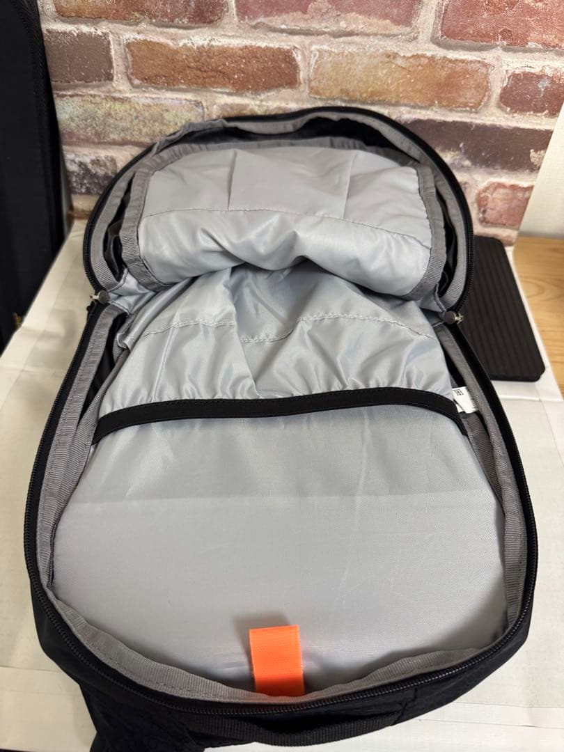 deuter RACE AIR 10 バックパック ブラック