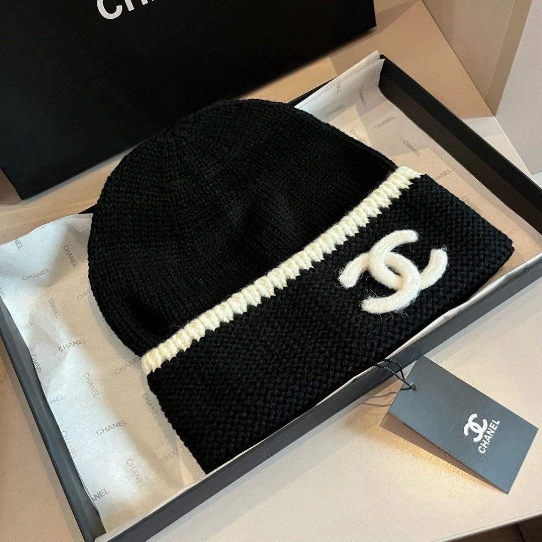 CHANEL ニット帽 ブラック/ホワイト