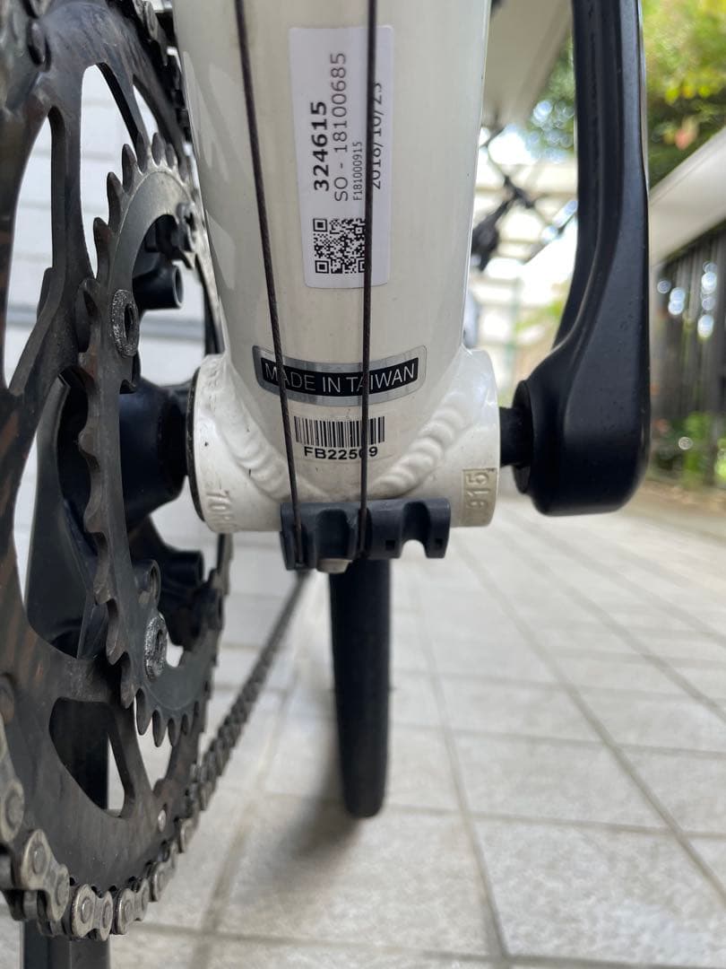 Cannondale キャノンデール　OPTIMO　ロードバイク