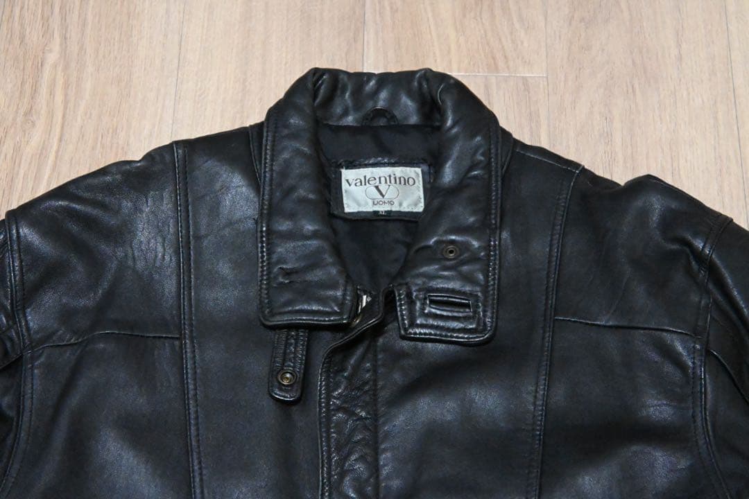 古着　VALENTINO レザージャケット　チンスト付き