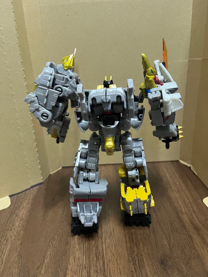 トランスフォーマーレガシー ボルカニカス アップグレードキット　訳あり
