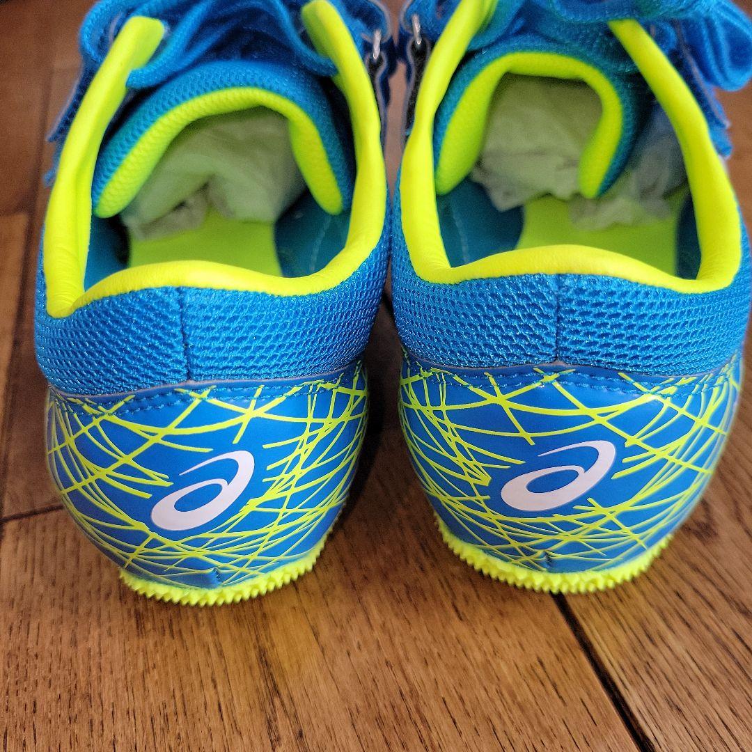 未使用　asics スパイクシューズ 青/黄色　 ベルクロストラップ　ピン付き