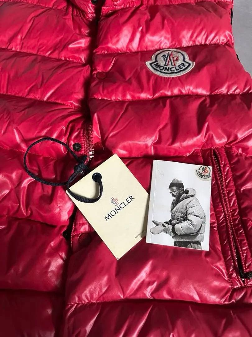 【美品】MONCLER レッド ダウンベスト
