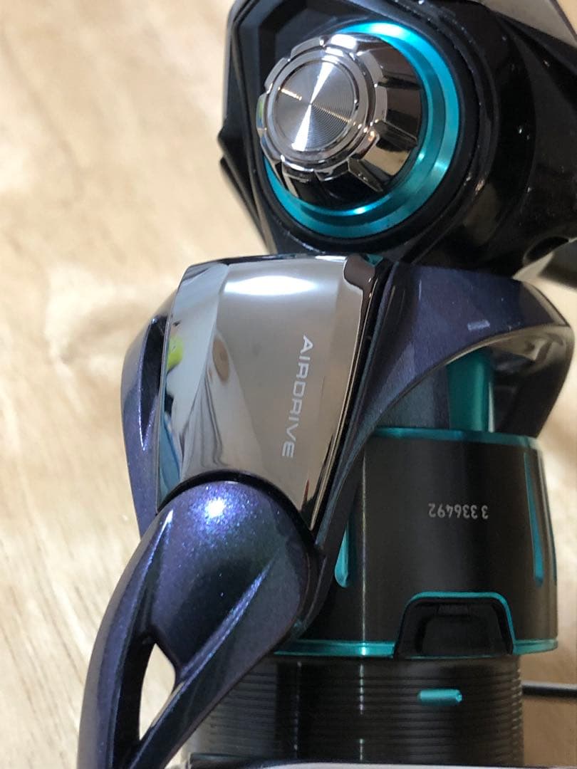 Daiwa 23エメラルダス リールRX FC LT2500S-H-DH