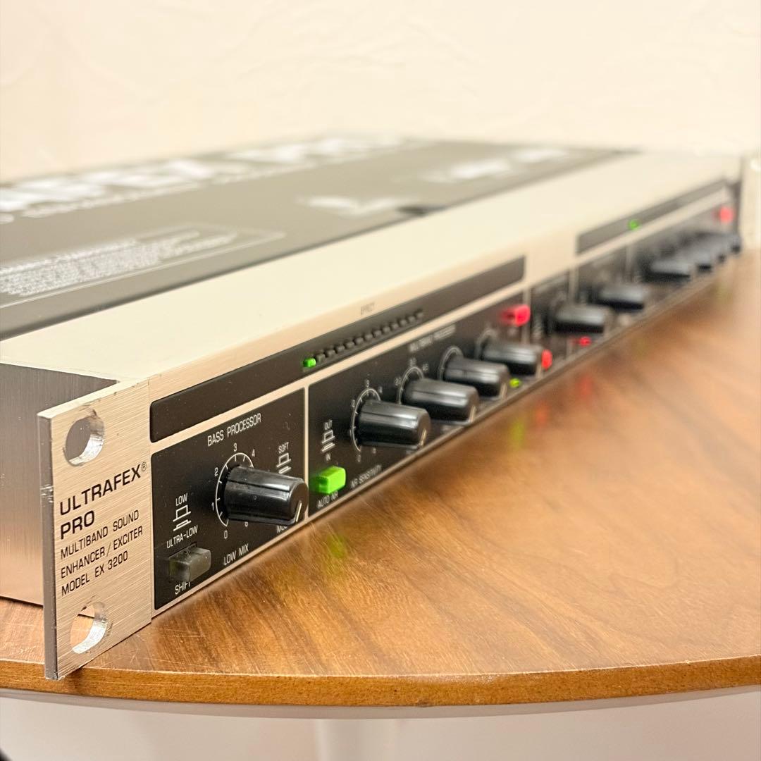 配信機器・PA機器・レコーディング機器 BEHRINGER ULTRAFEX PRO EX3200