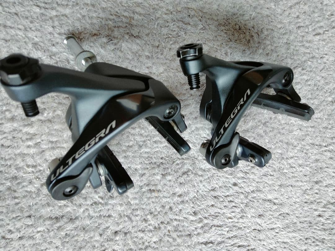 ULTEGRA キャリパーブレーキ BR-R8000