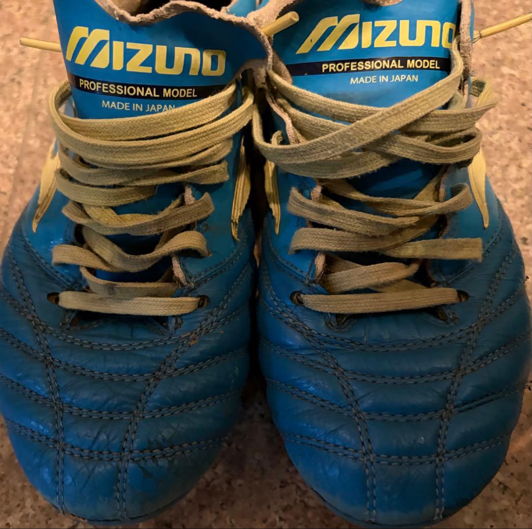 サッカースパイク　モレリア