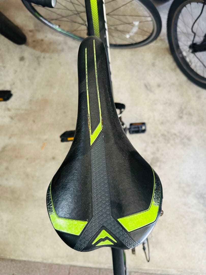 【最安値】ロードバイク ブラック　メリダ　自転車　SHIMANO搭載 シマノ