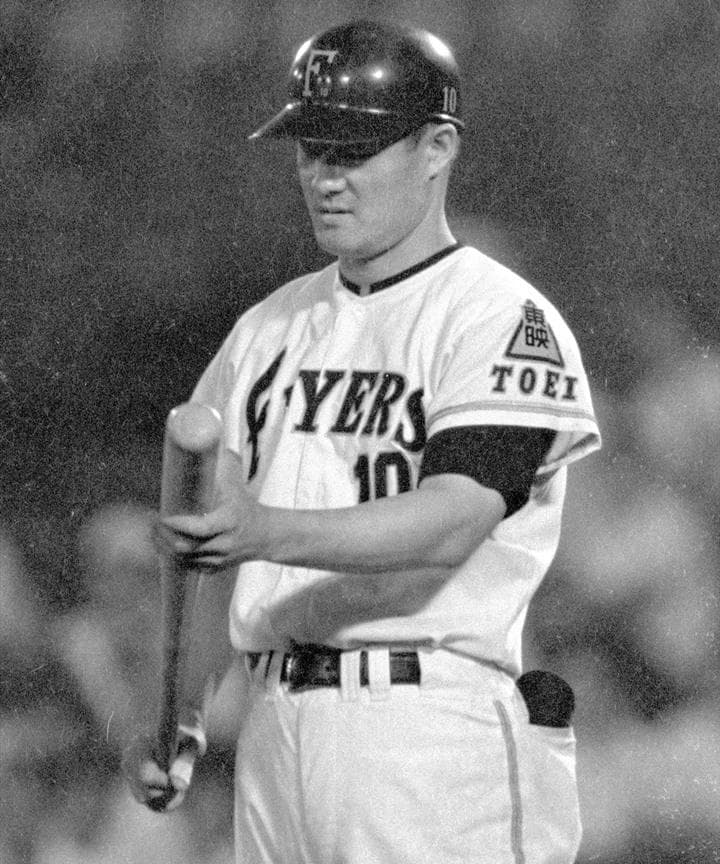 東映フライヤーズ　張本勲 選手　背番号１０　ユニフォーム