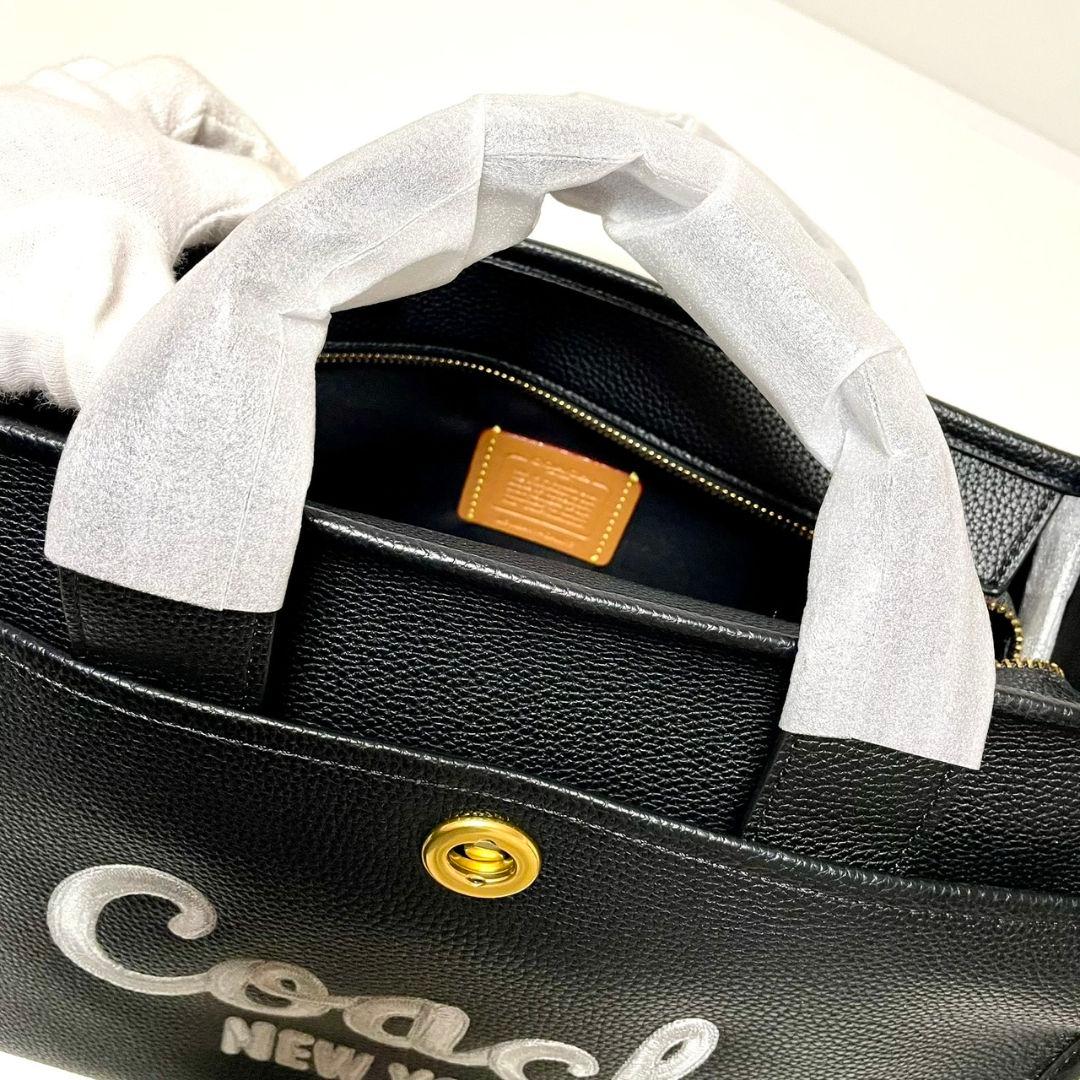COACH レザーカーゴ トートバッグ　34 2WAY　CAM75