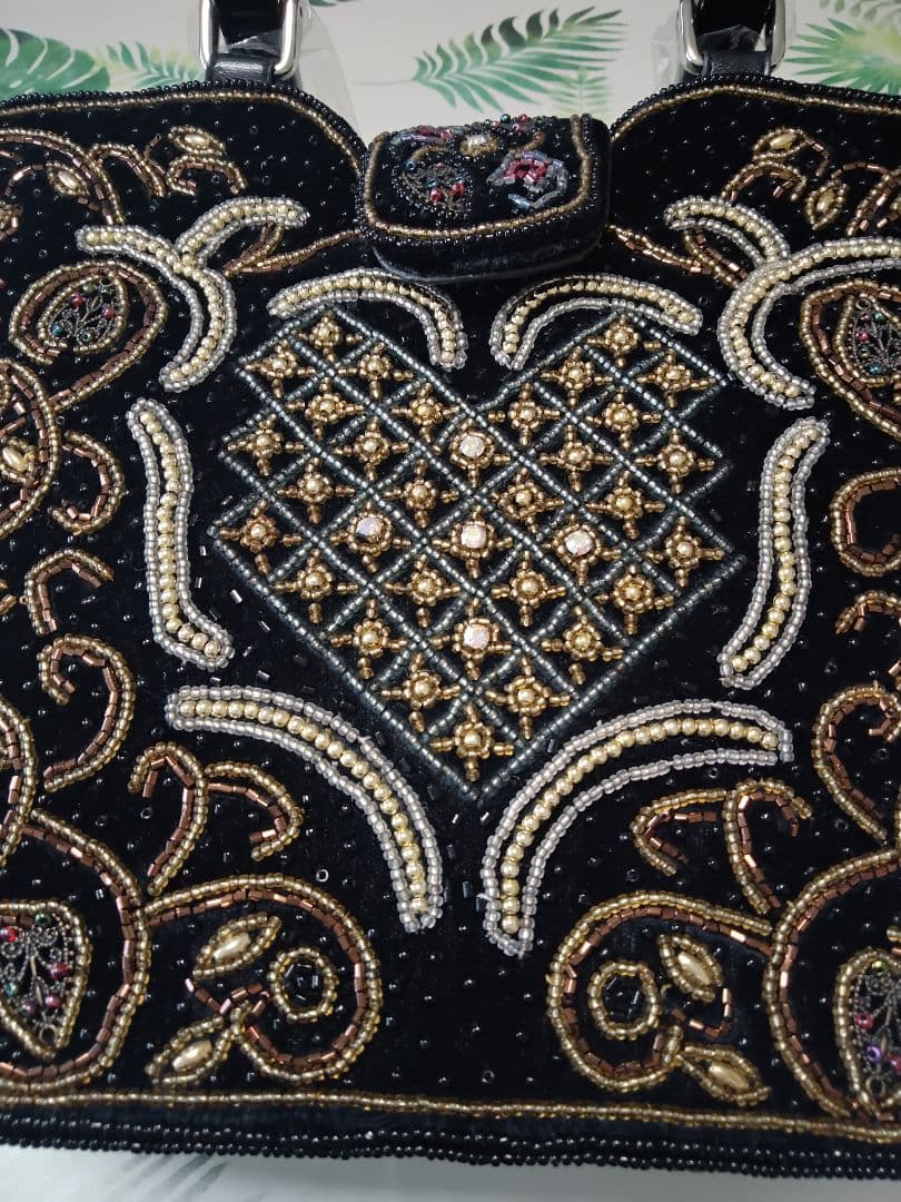 ビーズ刺繍✿黒✿パーティーバック