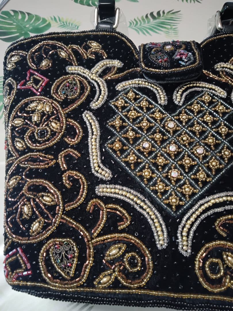 ビーズ刺繍✿黒✿パーティーバック