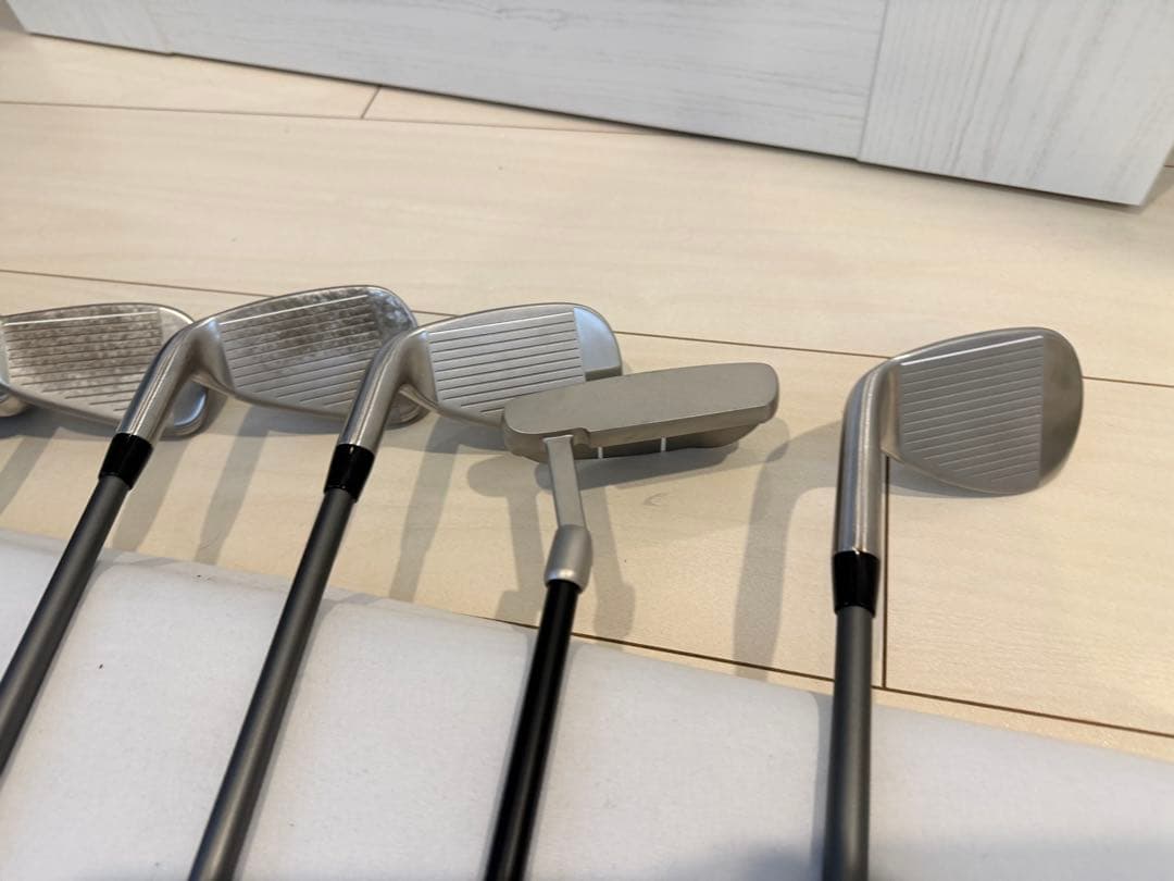 【美品】Cleveland GOLFレディス BLOOM(8本セット)