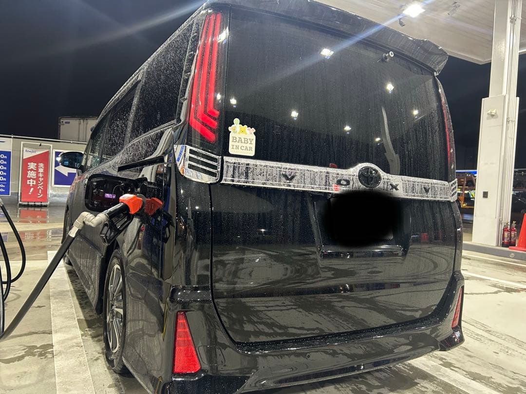 Valenti LEDテールランプ REVO 80系ノア・ヴォクシー