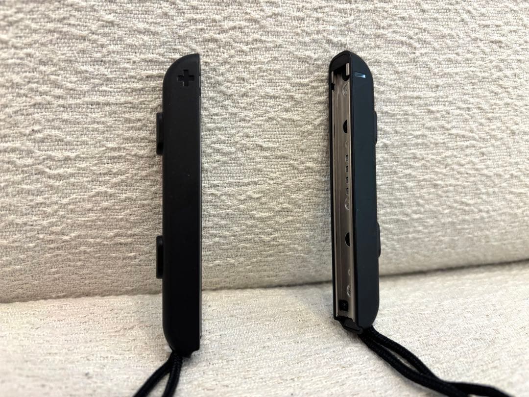 き*ょ様 Nintendo Switch 本体 青/赤