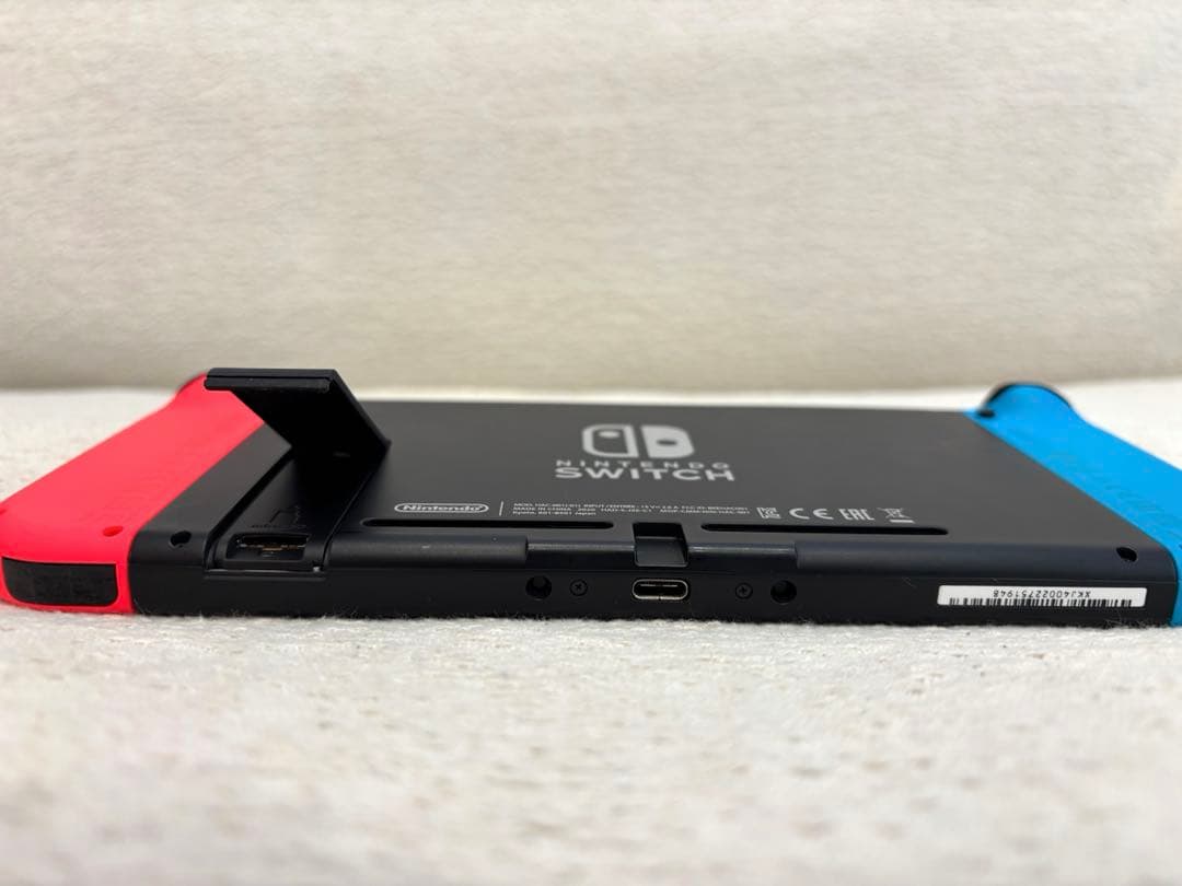 き*ょ様 Nintendo Switch 本体 青/赤