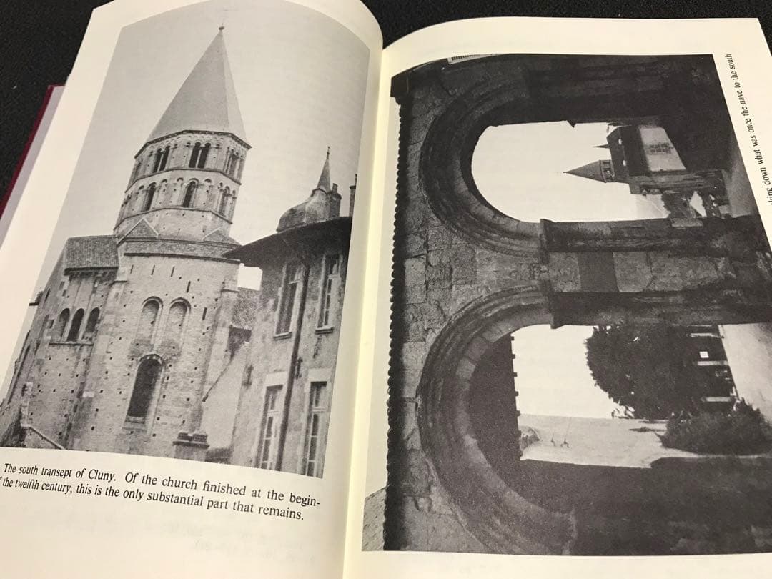 洋書 Sword, Miter, and Cloister Nobility and