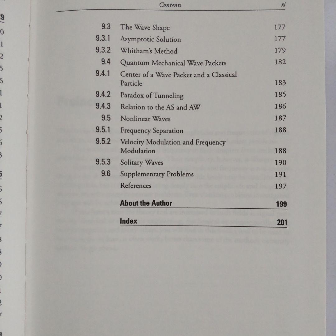 洋書 Signals, Oscillations, and Waves