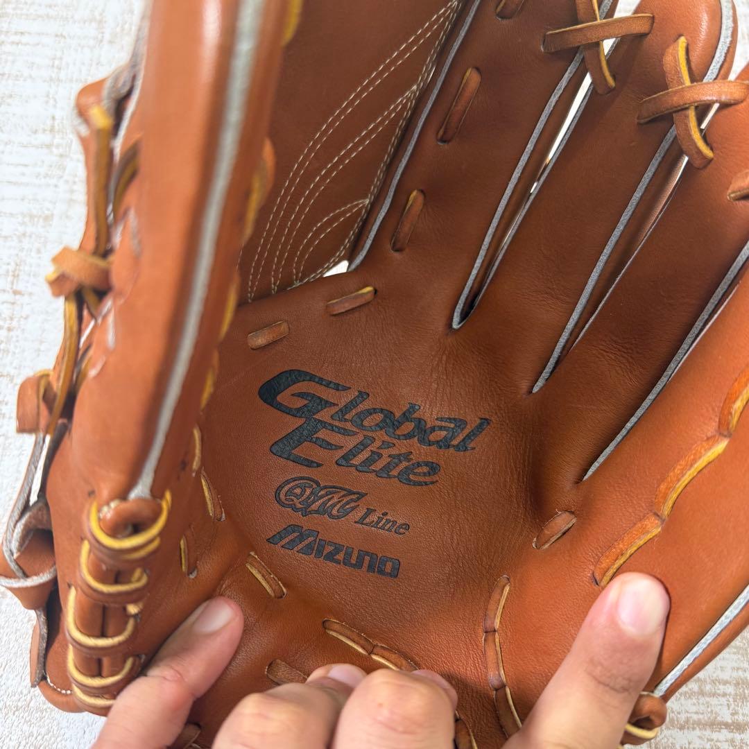Mizuno グローバルエリート　硬式　投手用グローブ　サイン入り