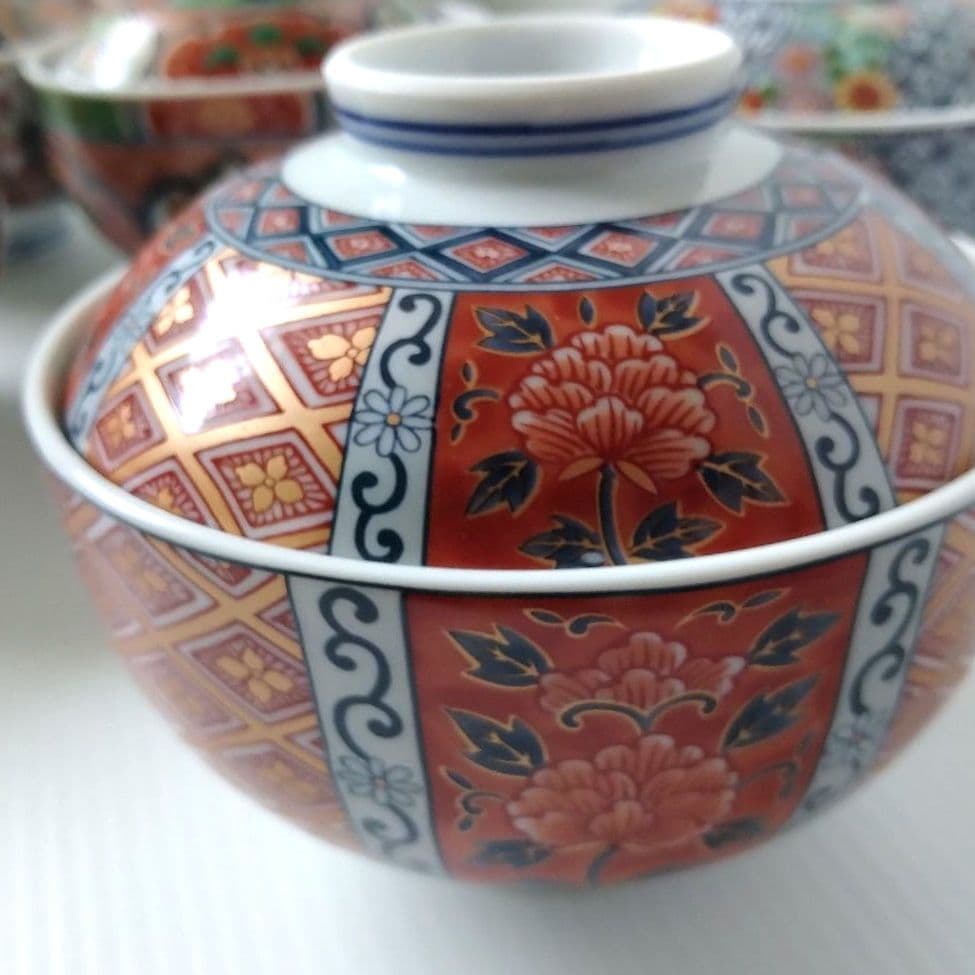 古伊万里 有田焼 南山窯 絵替わり 金彩 色錦 金襴手 蓋付き どんぶり 丼物