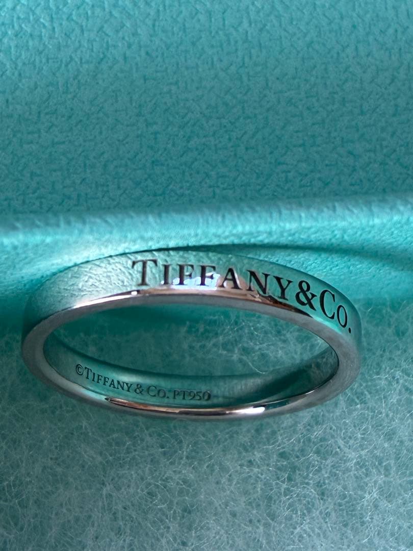 Tiffany & Co. ロゴバンドリングPt950